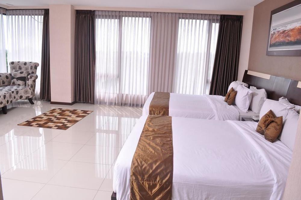 Scarlet Dago Hotel Bandung Extérieur photo