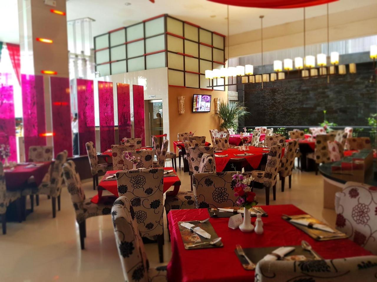 Scarlet Dago Hotel Bandung Extérieur photo