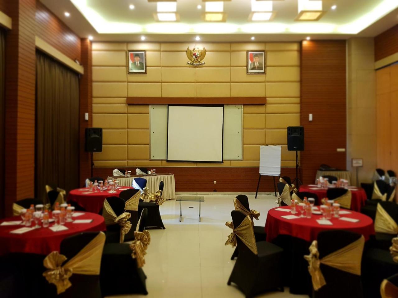 Scarlet Dago Hotel Bandung Extérieur photo