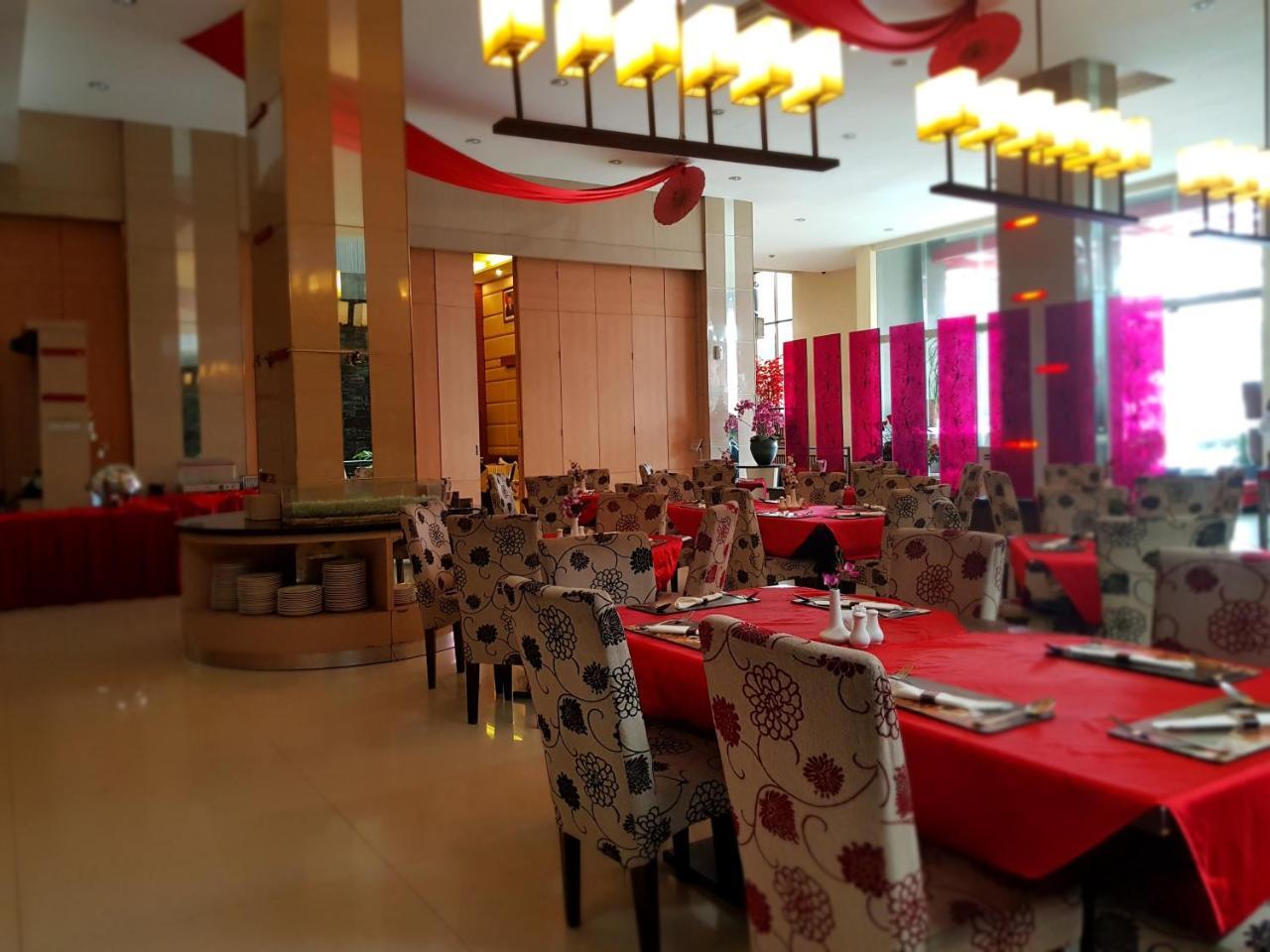 Scarlet Dago Hotel Bandung Extérieur photo