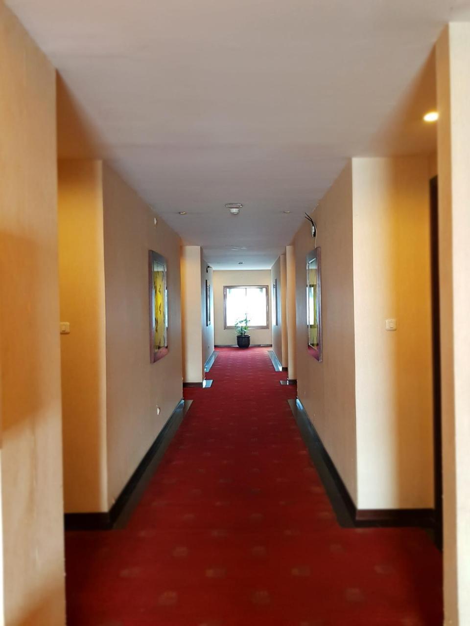 Scarlet Dago Hotel Bandung Extérieur photo