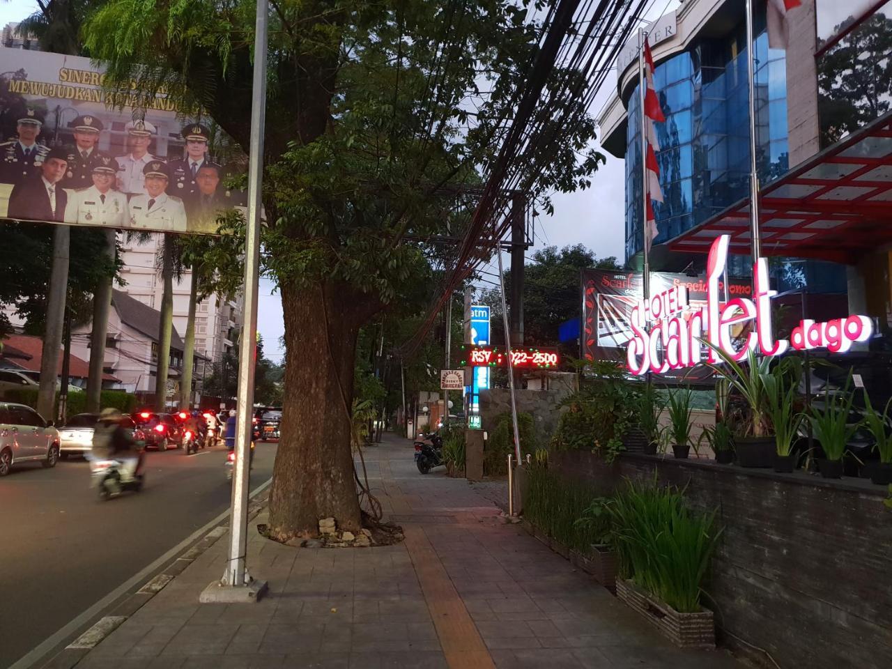Scarlet Dago Hotel Bandung Extérieur photo