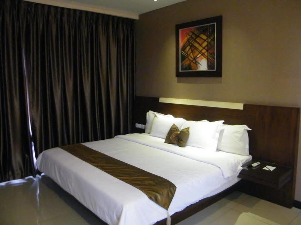 Scarlet Dago Hotel Bandung Extérieur photo